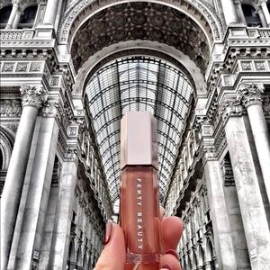 FENTY GLOSS BOMB COLLECTION